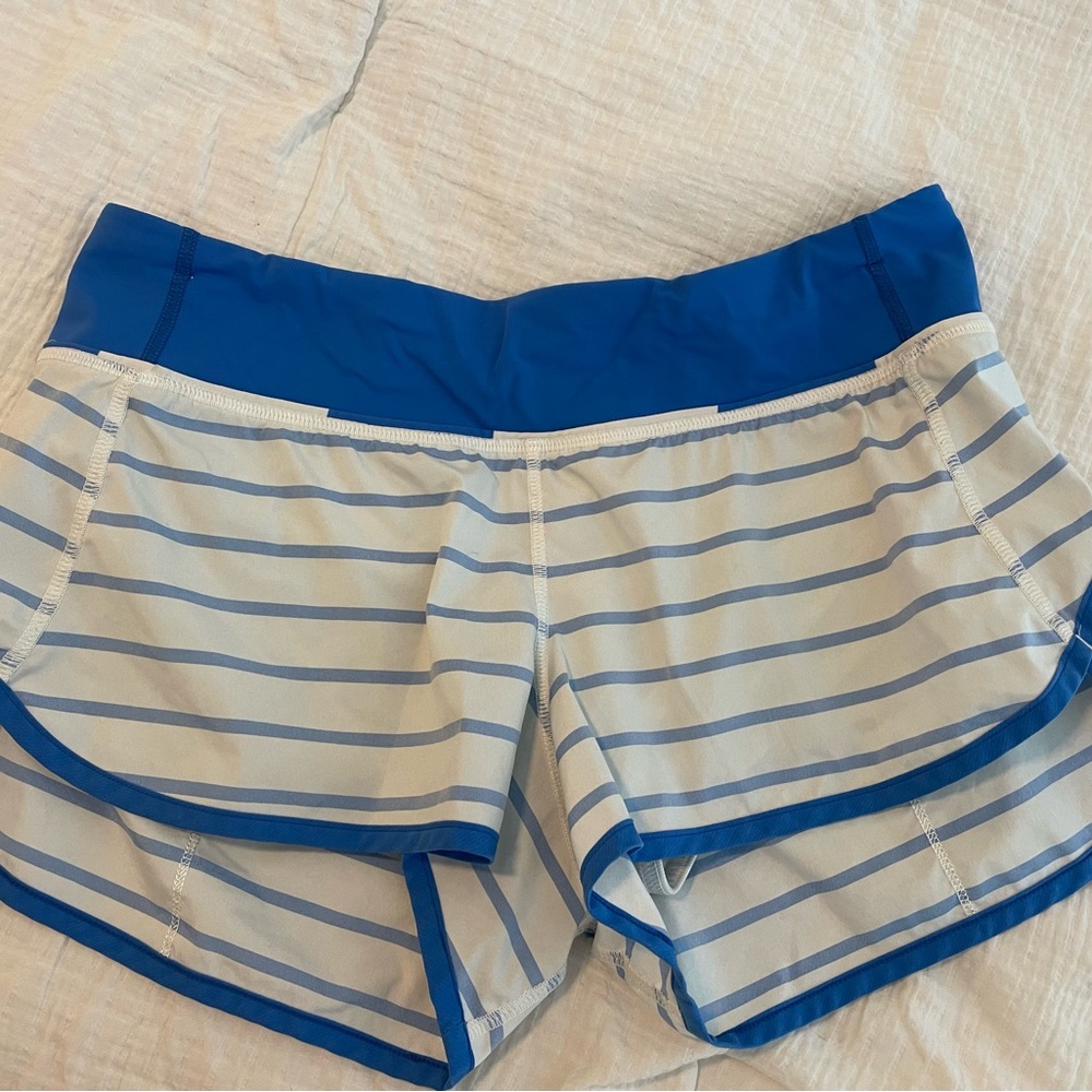 Lululemon running shorts size 6